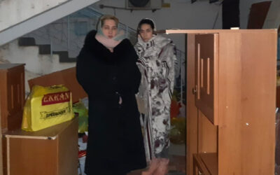 Жительницу Ашхабада вместе с детьми выселили из квартиры на улицу в мороз