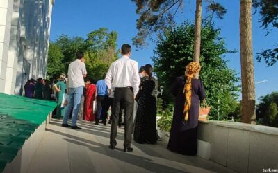 Бесплатно учат только на бахши. Престижные вузовские специальности в Туркменистане стали платными