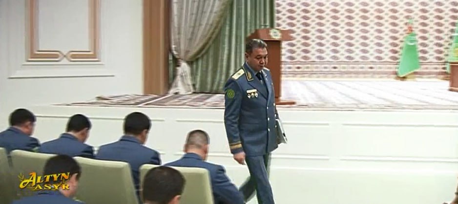 Бывший верховный судья Туркменистана работает нотариусом