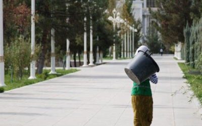 Жара в Ашхабаде: закрыто несколько крупных бассейнов, отключается электричество, ломаются кондиционеры