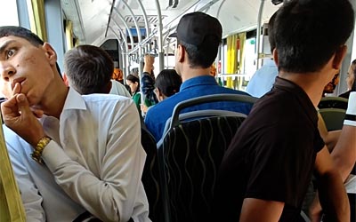 Из жизни пешехода в Ашхабаде. Письмо читателя о городских неудобствах