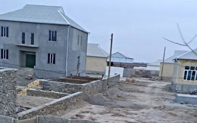 Хяким этрапа в Лебапском велаяте раздаёт больничную землю под частные дома